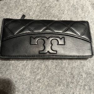 Tory Burch Savannah Slim Wallet